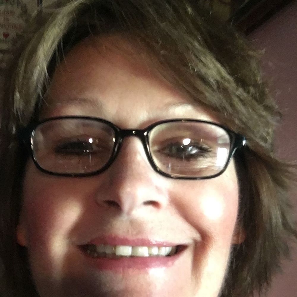 Meet your Posher, Laurie